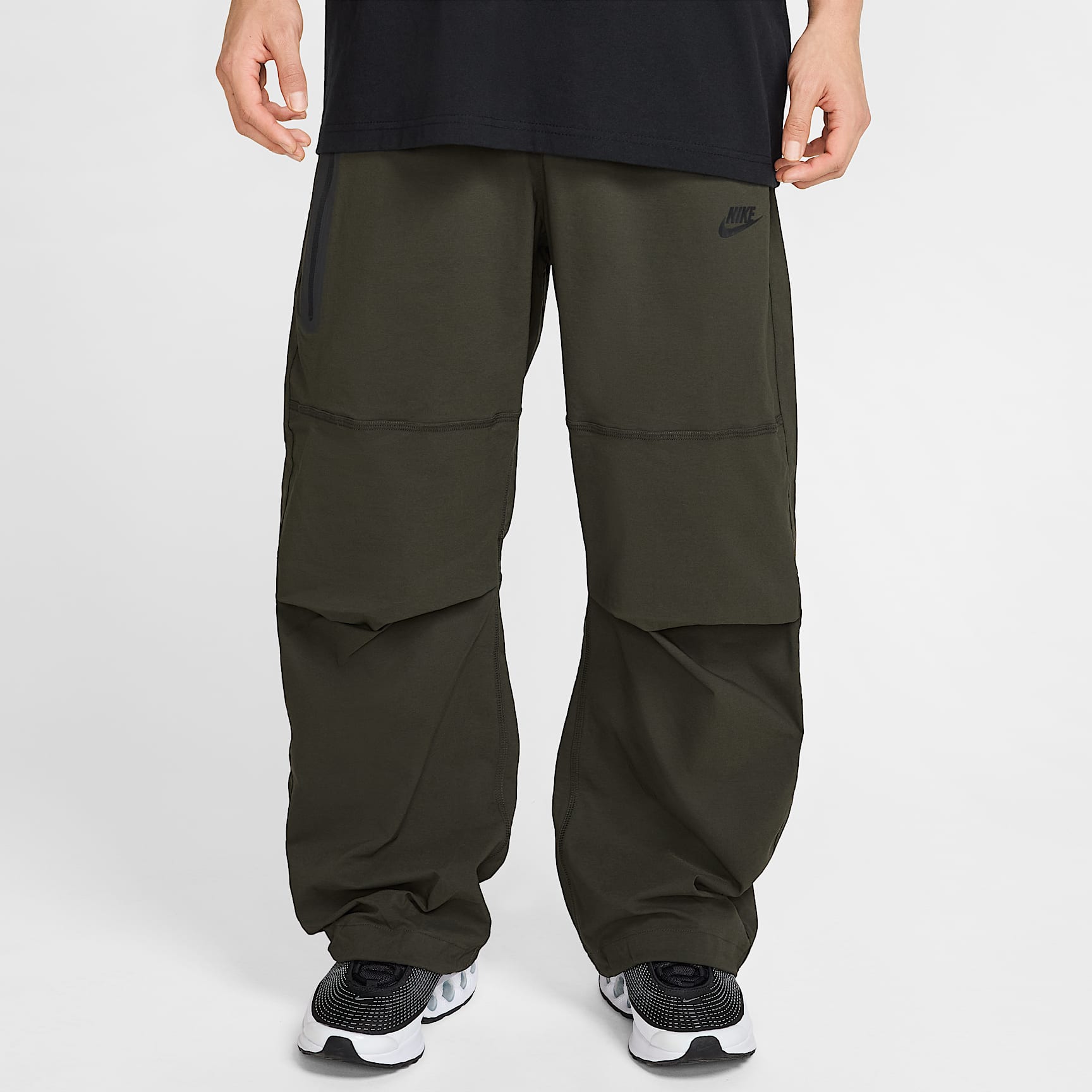 Nike Tech Men's Woven Open-Hem Trousers. Nike ID